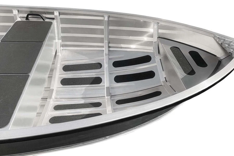 12 ft Row Boat Bow Head(001)